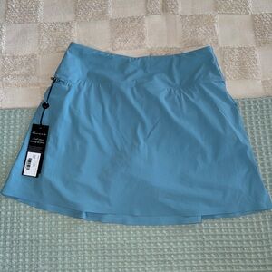 NWT GREYSON Skort Golf Size Small